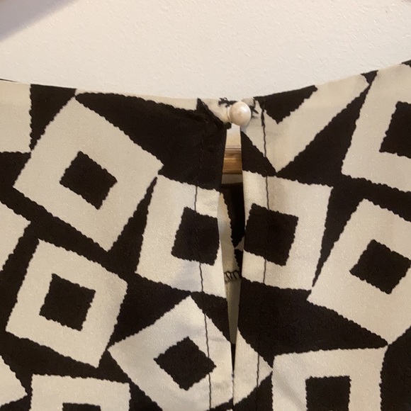 Graphic tunic - Picture 4 of 6